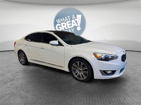 Used 2015 Kia Cadenza Premium w/ Luxury Package image 1