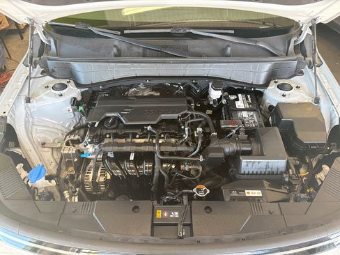 Used 2025 Hyundai Kona SEL AWD/4WD image 33
