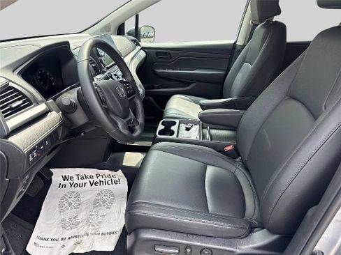 Certified 2026 Honda Odyssey EX-L image 9