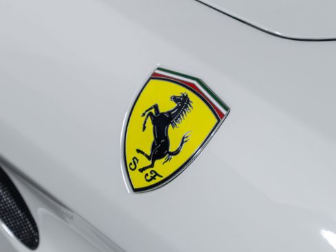Certified 2016 Ferrari California T image 24
