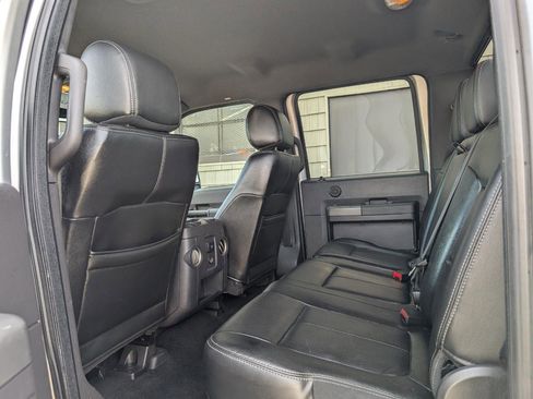 Used 2015 Ford F250 Lariat w/ Chrome Package image 16