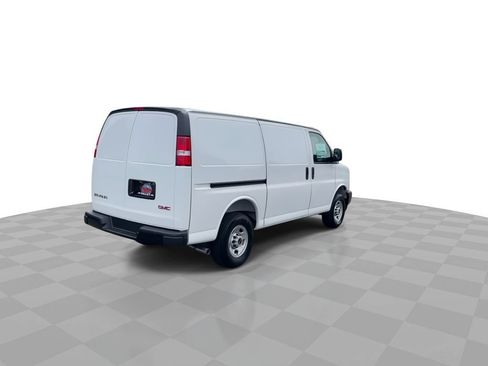 New 2026 GMC Savana 3500 w/ Driver Convenience Package RWD image 8