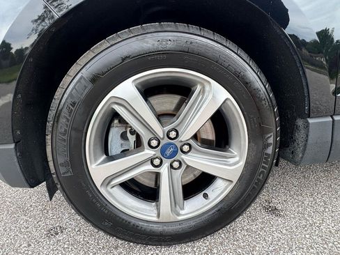 Used 2020 Ford Edge SEL AWD/4WD image 48