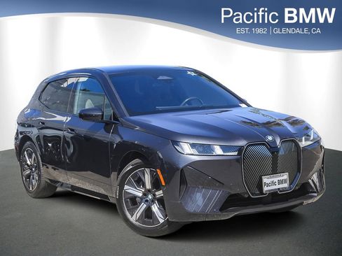 Certified 2026 BMW iX xDrive45 w/ Premium Package AWD/4WD image 1