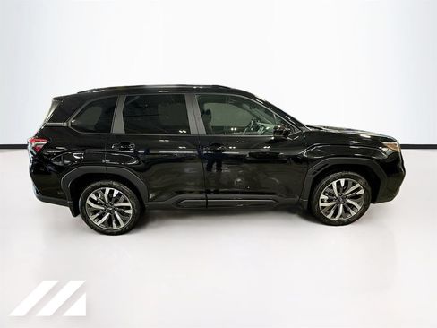 New 2026 Subaru Forester Touring AWD/4WD image 4