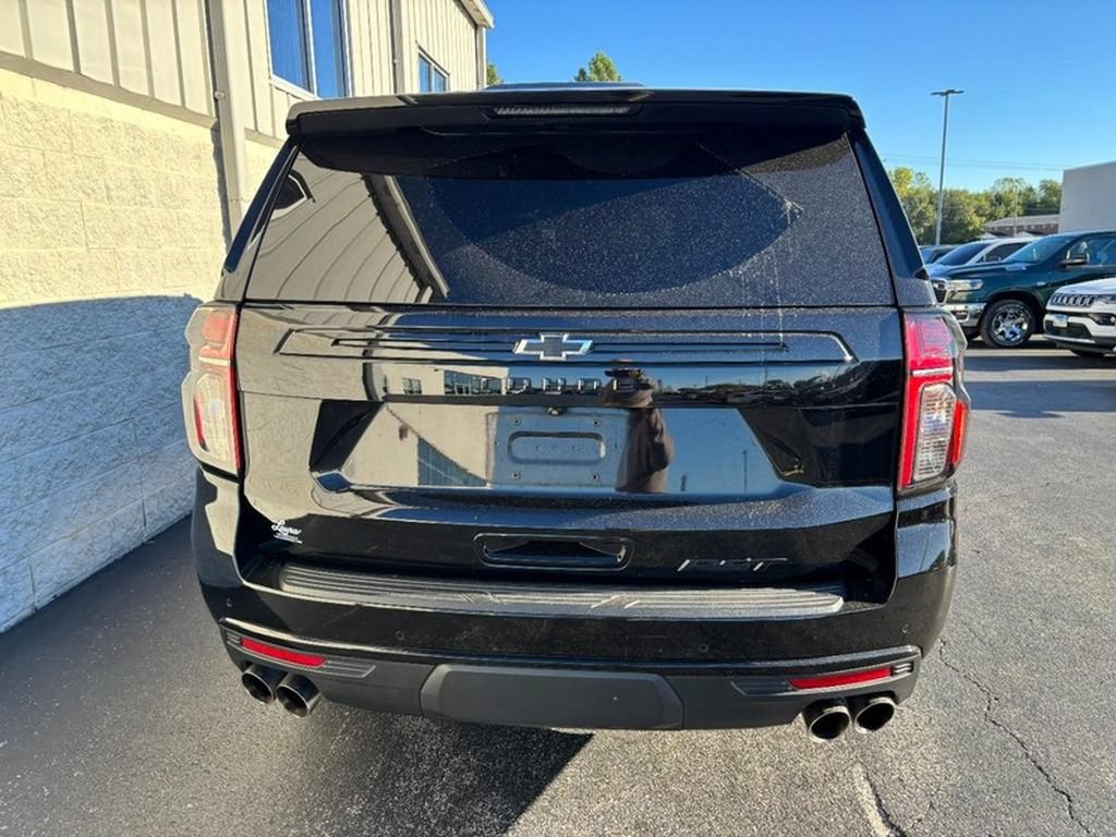 Used 2024 Chevrolet Tahoe RST w/ RST Performance Edition AWD/4WD image 4