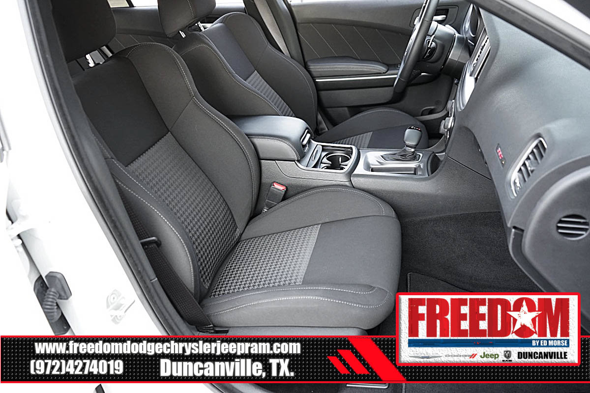 New 2023 Dodge Charger Scat Pack w/ Harman/Kardon Audio Group RWD image 15