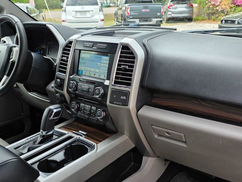 Used 2016 Ford F150 Lariat RWD image 14