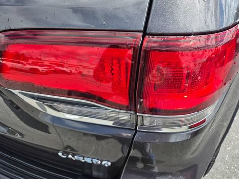 Used 2021 Jeep Grand Cherokee Laredo X AWD/4WD image 14