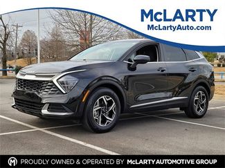 Used 2025 Kia Sportage LX video 1