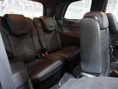 Used 2017 Mercedes-Benz GLS 550 4MATIC image 28