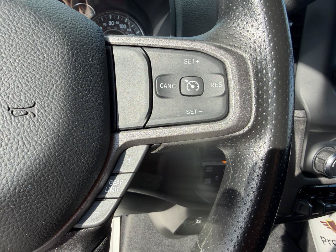 Used 2024 RAM 3500 Tradesman w/ Chrome Appearance Group AWD/4WD image 27