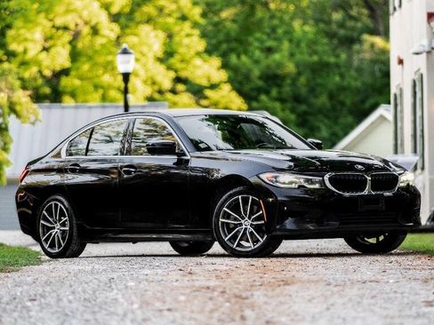 Used 2021 BMW 330i xDrive Sedan w/ Premium Package AWD/4WD image 1