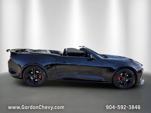 Used 2023 Chevrolet Camaro SS RWD image 7