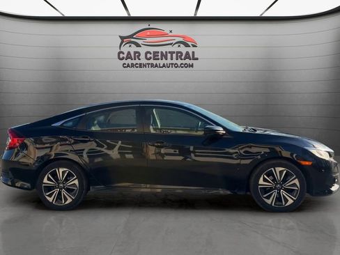 Used 2018 Honda Civic EX-T image 7