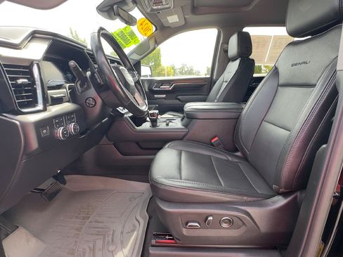 Used 2024 GMC Sierra 1500 Denali AWD/4WD image 13
