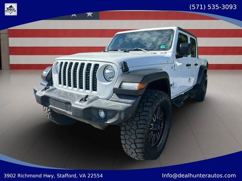 Used 2020 Jeep Gladiator Sport w/ Quick Order Package 24S AWD/4WD image 1