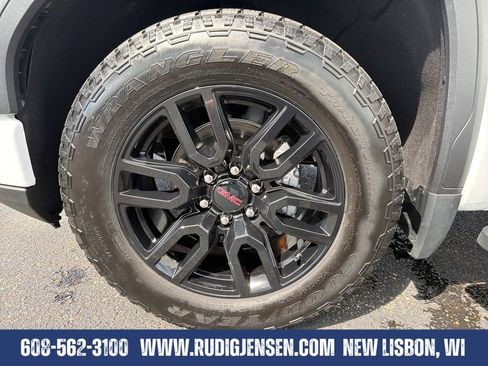 Used 2024 GMC Sierra 1500 Elevation w/ Elevation Premium Package AWD/4WD image 27