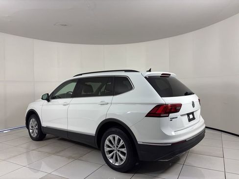 Used 2018 Volkswagen Tiguan SE image 3