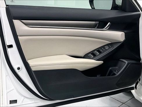 Used 2019 Honda Accord Hybrid image 20