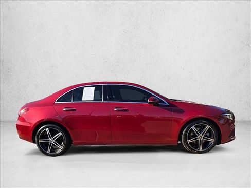 Used 2020 Mercedes-Benz A 220 image 3