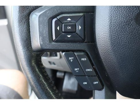 Used 2015 Ford F150 XLT w/ Equipment Group 301A Mid AWD/4WD image 12