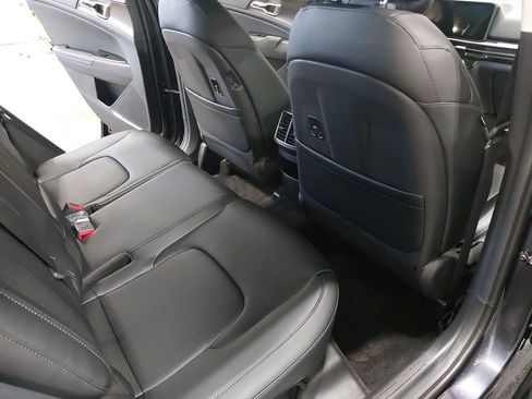 New 2026 Kia Sportage EX image 11