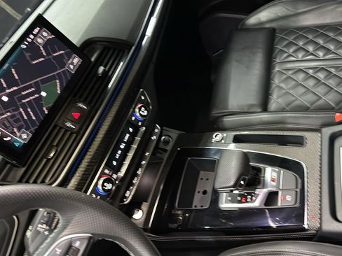 Used 2023 Audi SQ5 Prestige image 21
