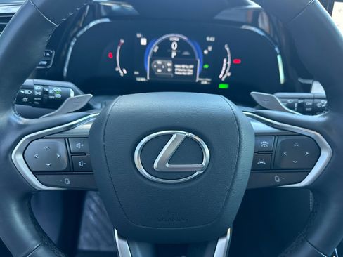 Used 2025 Lexus NX 350h AWD w/ Premium Package image 29