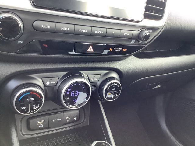 Used 2026 Hyundai Venue SEL FWD image 31