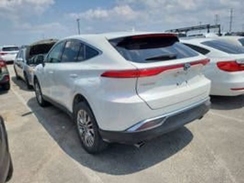 Used 2021 Toyota Venza Limited w/ Advanced Technology Package AWD/4WD image 3