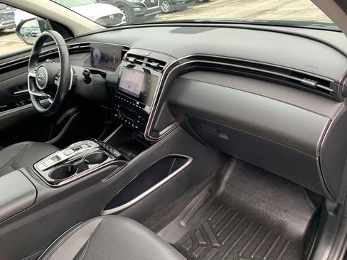 Used 2022 Hyundai Tucson Limited image 11