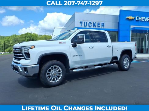 Used 2025 Chevrolet Silverado 3500 LTZ AWD/4WD image 8