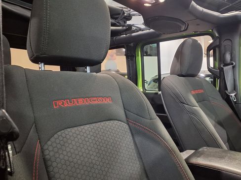 Used 2019 Jeep Wrangler Unlimited Rubicon AWD/4WD image 24