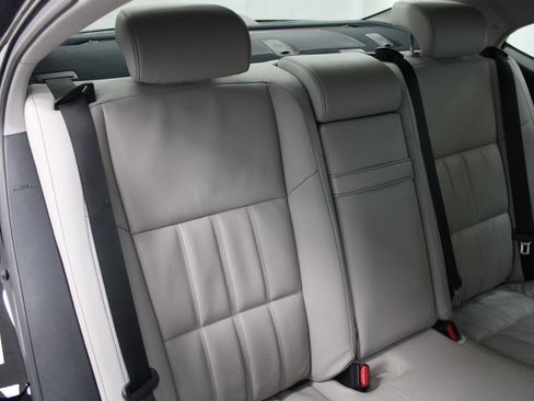 Used 2018 Lexus ES 300h image 27