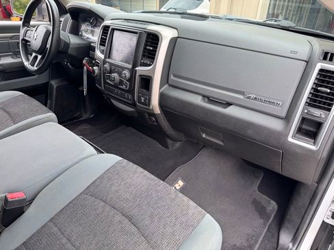 Used 2019 RAM 1500 Big Horn RWD image 15