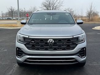 New 2026 Volkswagen Atlas Cross Sport SEL Premium R-Line AWD/4WD video 2