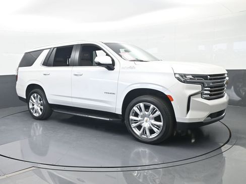 Used 2024 Chevrolet Tahoe High Country RWD image 8