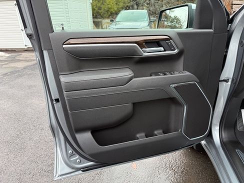 New 2026 GMC Sierra 1500 SLE w/ Max Trailering Package AWD/4WD image 15