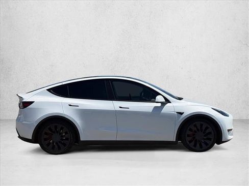 Used 2023 Tesla Model Y Performance AWD/4WD image 4