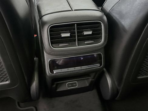 New 2026 Mercedes-Benz GLS 580 4MATIC image 28