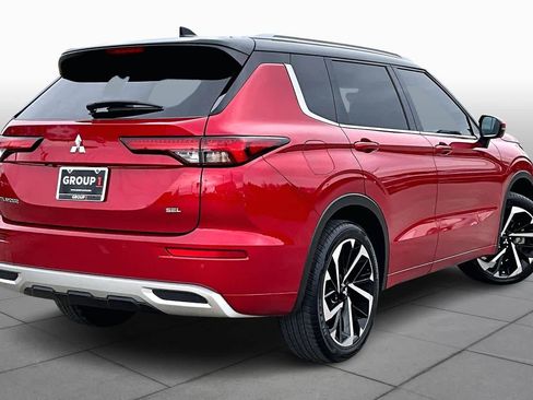 Used 2023 Mitsubishi Outlander SEL image 12