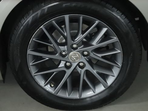 Used 2018 Lexus ES 350 w/ Premier Package FWD image 41