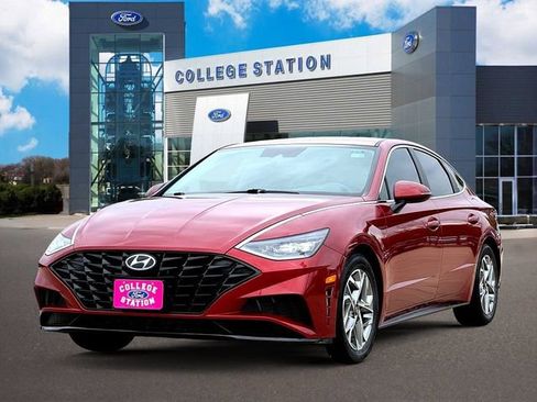 Used 2023 Hyundai Sonata SEL image 3