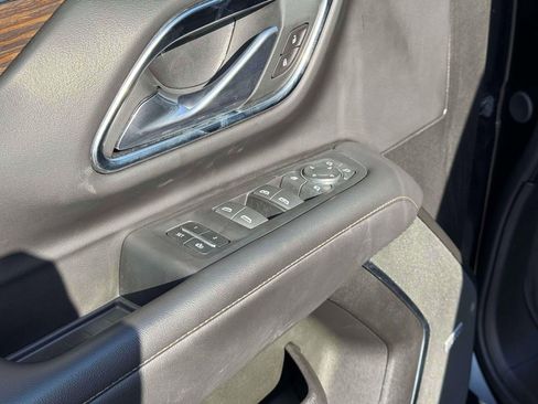 Used 2023 Chevrolet Tahoe High Country AWD/4WD image 19
