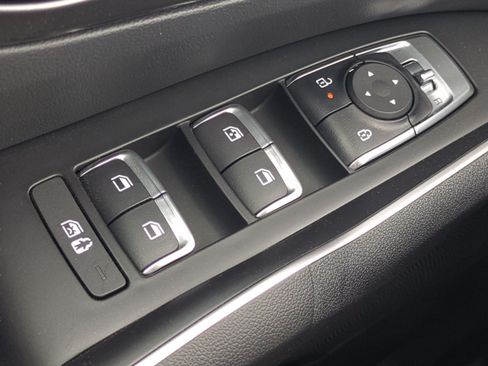 New 2026 Kia Sorento LX FWD image 21