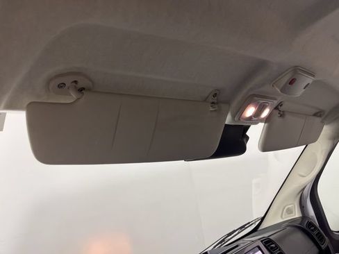 Used 2025 RAM ProMaster 2500 w/ Convenience Group FWD image 32