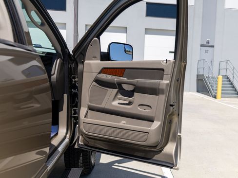 Used 2006 Dodge Ram 3500 Truck SLT w/ Light Group image 23