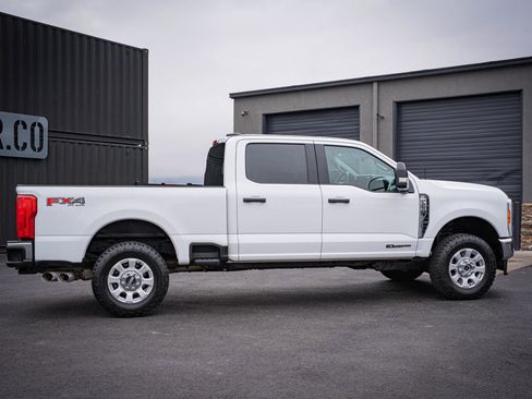 Used 2023 Ford F250 XLT w/ FX4 Off-Road Package image 6