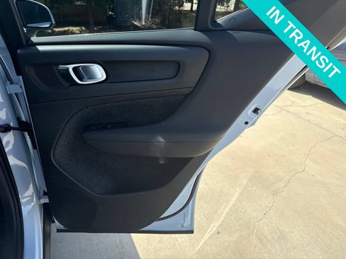 Certified 2024 Volvo XC40 B5 Ultimate w/ Protection Package Premier AWD/4WD image 15